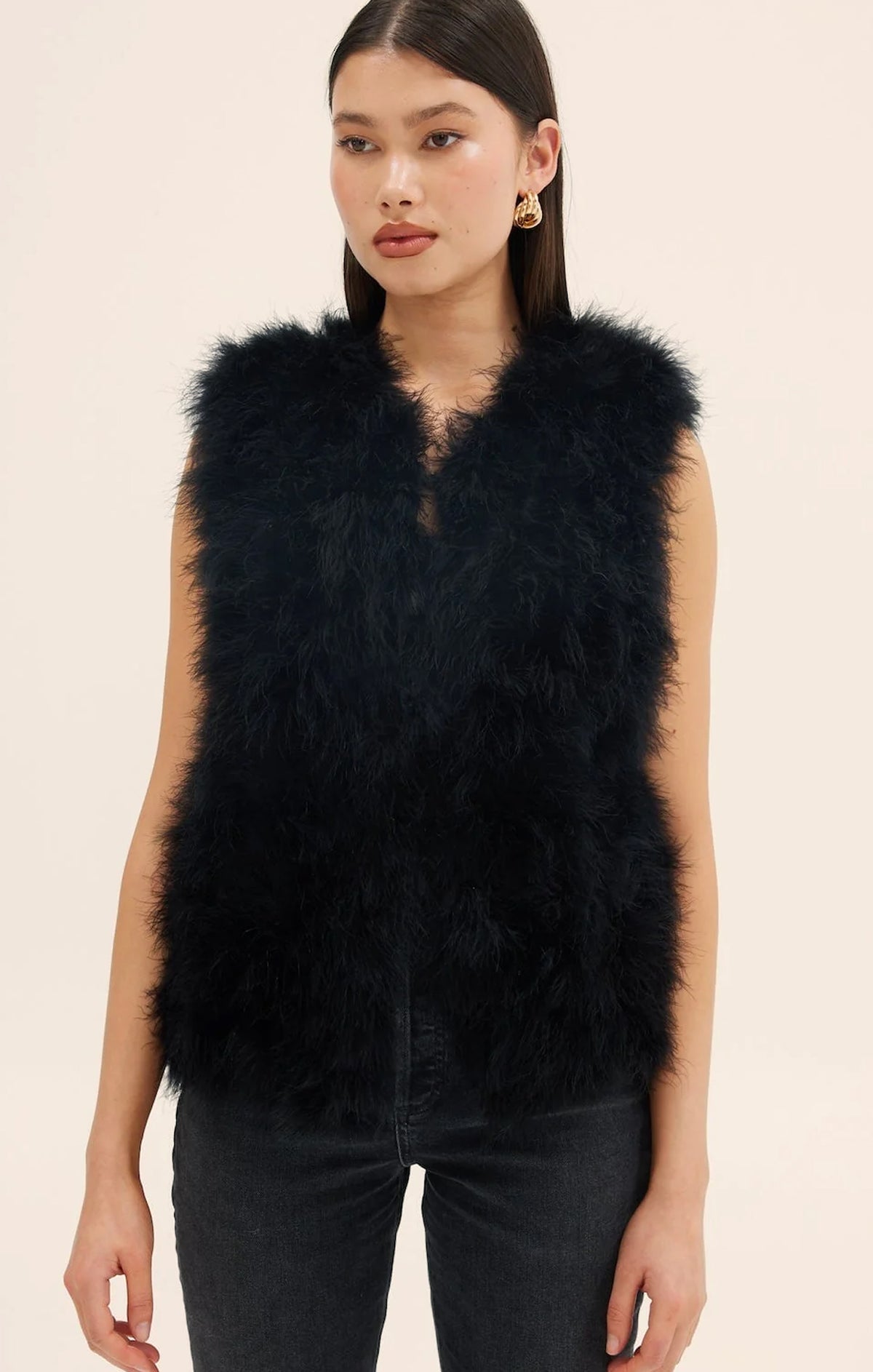 LUXE FEATHER VEST IN BLACK